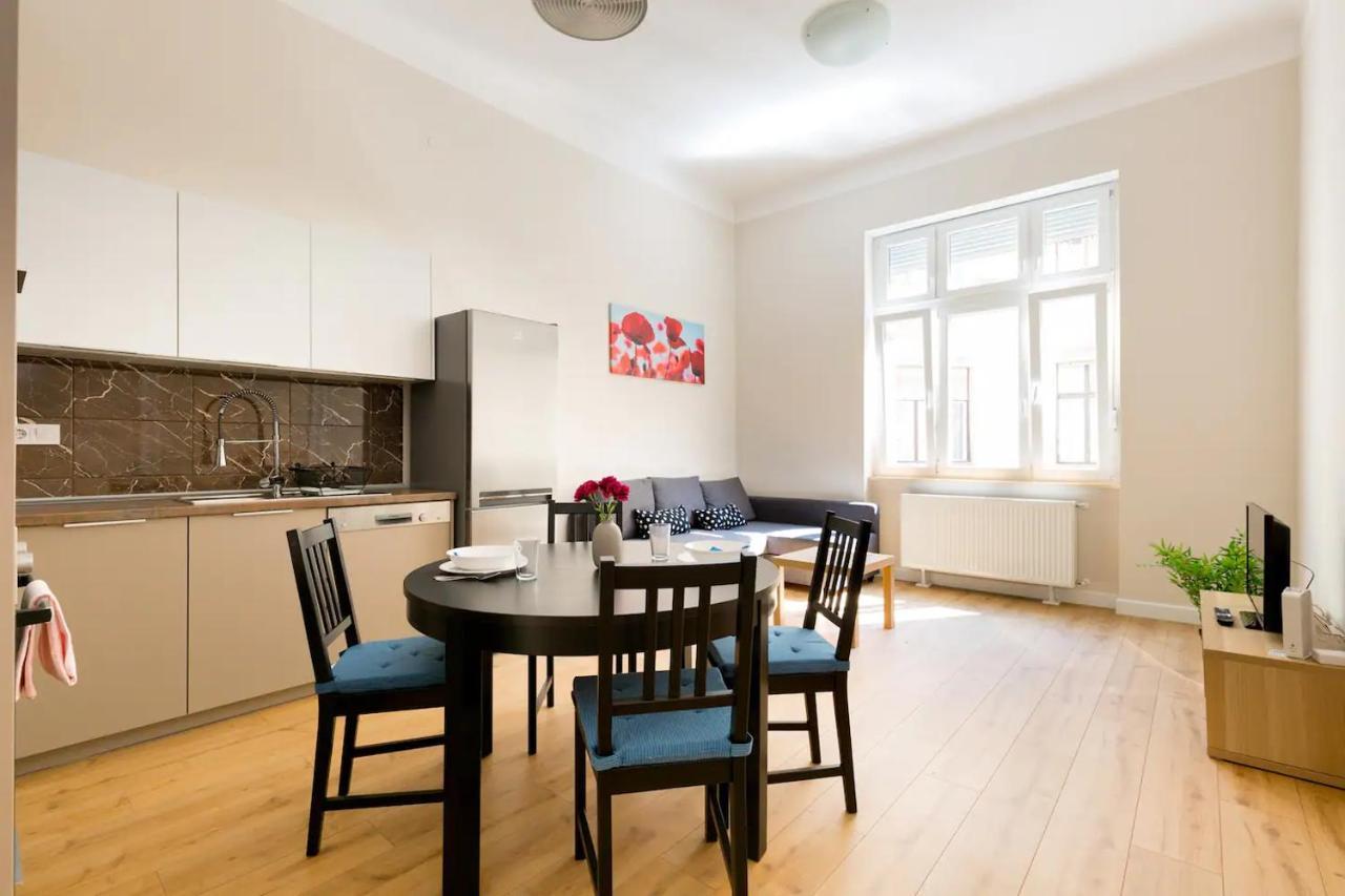 Kresz Geza 29 Westend Station 2 Bedrooms+living Ac Апартаменти Будапешт